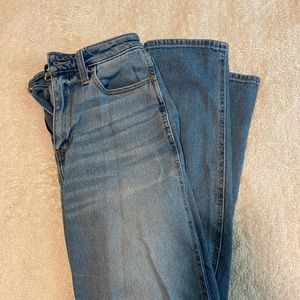 Hollister High Rise Mom Jeans
